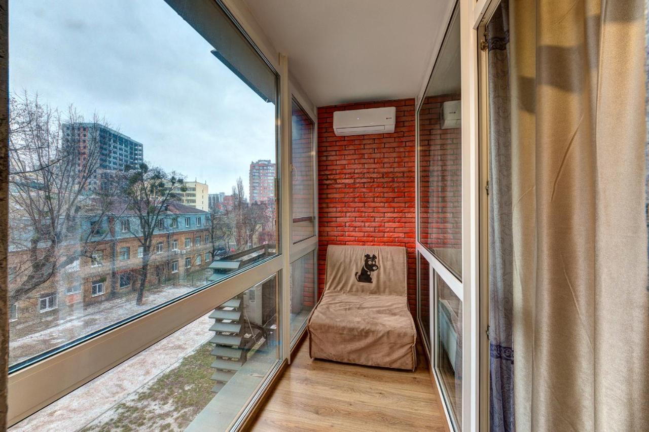 Apartments Near Ukraina Shopping Mall Київ Екстер'єр фото